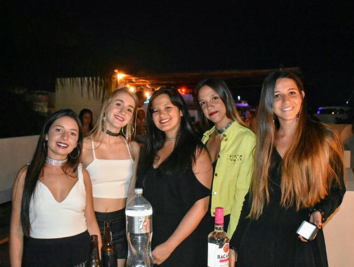 Izsla Hostel Playa Del Carmen Плая-дель-Кармен Экстерьер фото